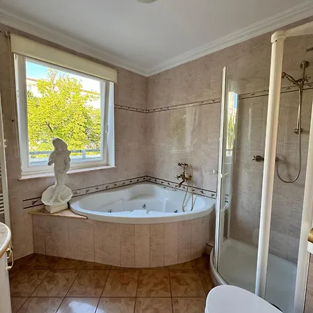 Sunny House Of Aries - Quiet & Central, Free Parking Apartament Sopot