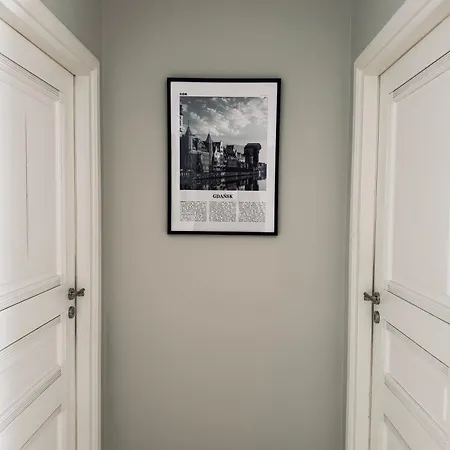 Sunny House Of Aries - Quiet & Central, Free Parking Apartment