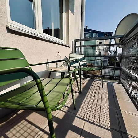 Sunny House Of Aries - Quiet & Central, Free Parking Apartment